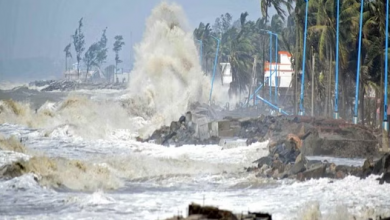 Photo of केरल और तमिलनाडु के समुद्र तटों को ‘कल्लकदल’ से खतरा, लोगों और मछुआरों को किया अलर्ट