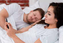 Photo of पति-पत्नी को अलग बिस्तर पर सोने की जरूरत क्यों? जानिए क्या है स्लीप डिवोर्स