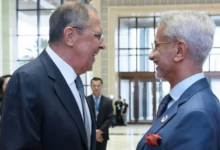 Photo of रूस के विदेश मंत्री के साथ जयशंकर की मुलाकात, आसियान बैठक से इतर दोनों मंत्रियों ने की द्विपक्षीय चर्चा